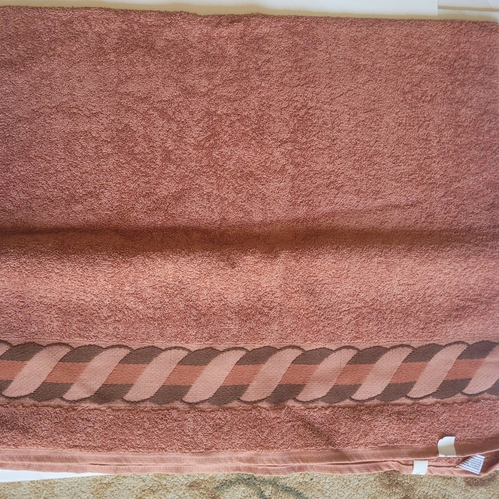 NWT Vintage JC Penny Terracotta Bath Towel Medallion - Picture 5 of 5